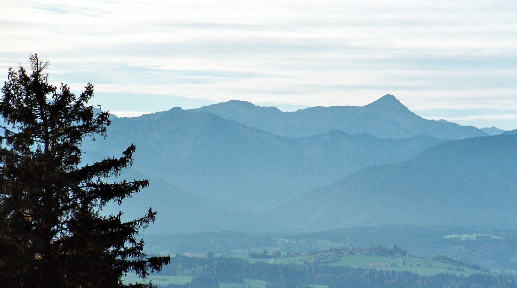 Hoher PeiĂenberg, view to the Alpine