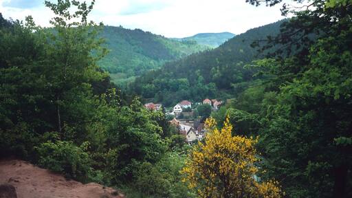 Hinterweidenthal, view from the devils table to the village