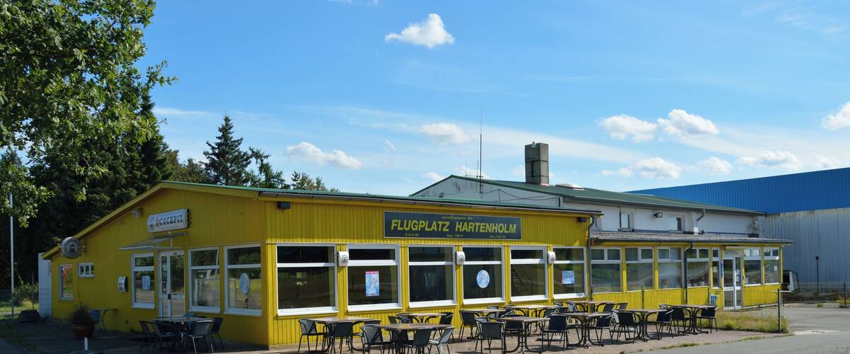 Der Flugplatz Hartenholm in der Gemeinde Hasenmmoor