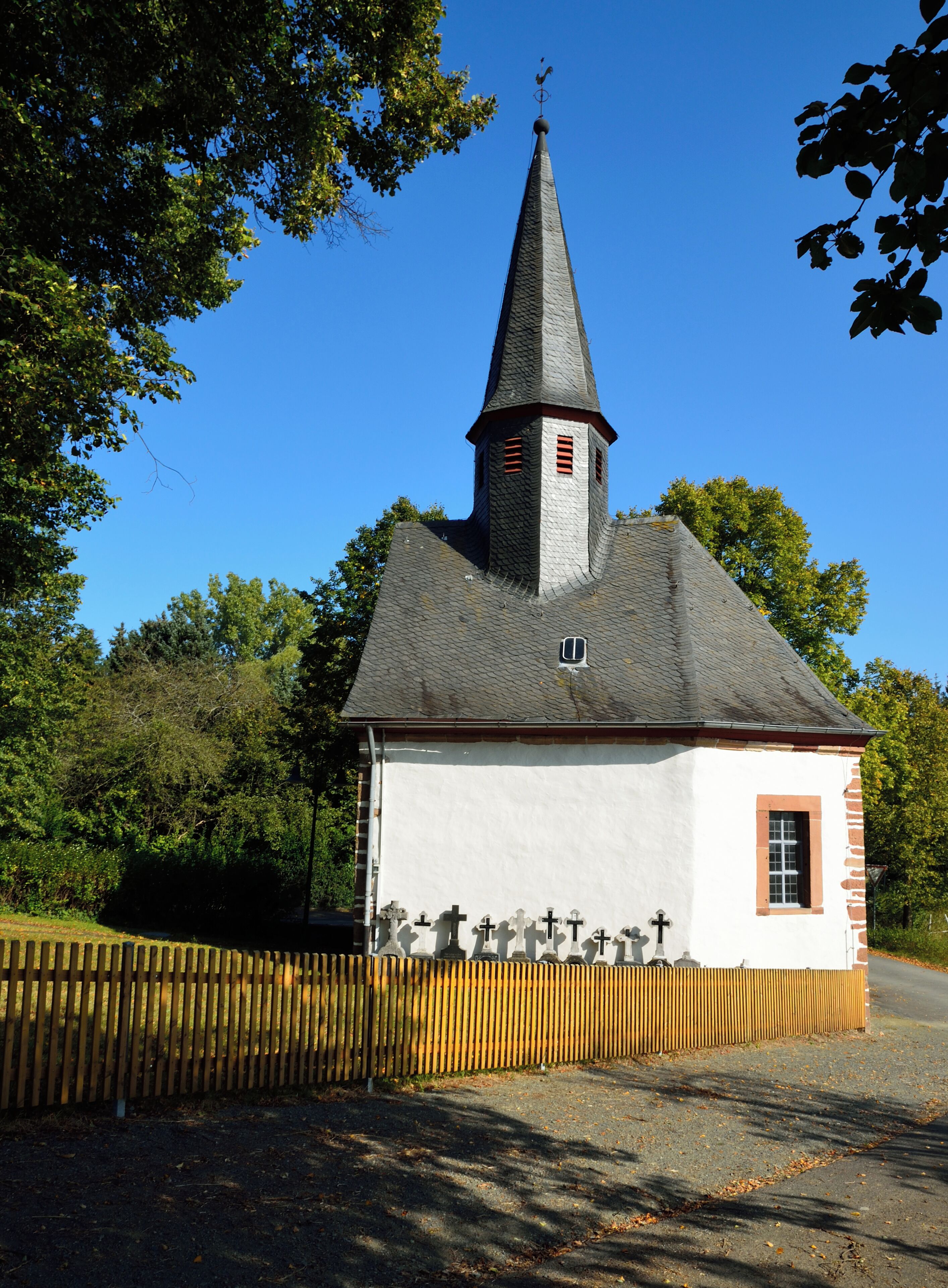 This is a picture of the hessian Kulturdenkmal (cultural monument) with the ID