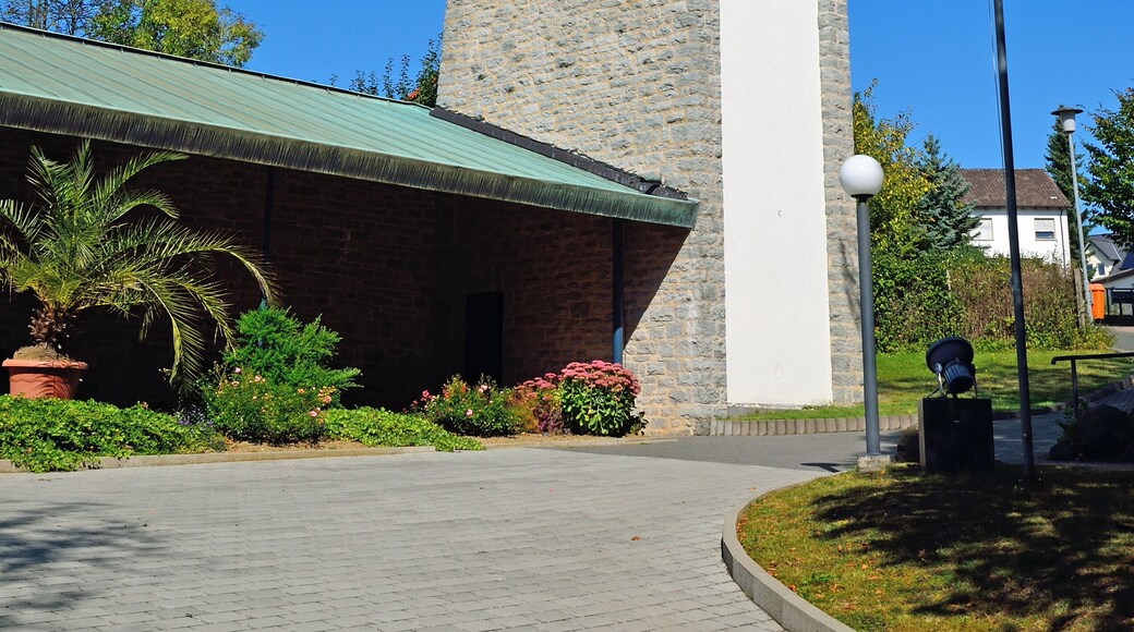 This is a picture of the hessian Kulturdenkmal (cultural monument) with the ID