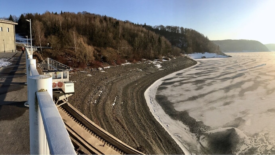 Blick auf den Stausee