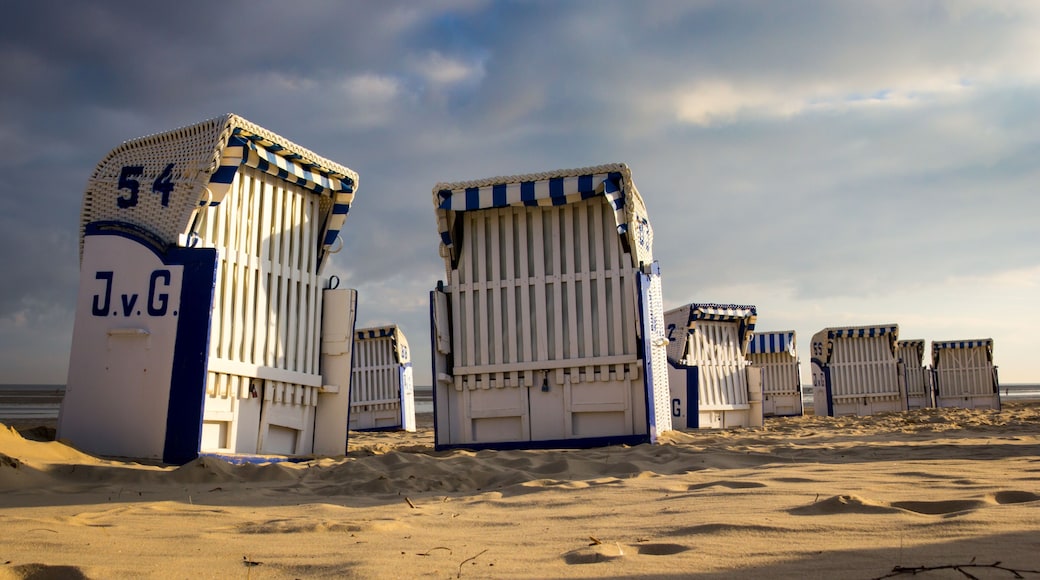 Weiße Strandkörbe in Duhnen