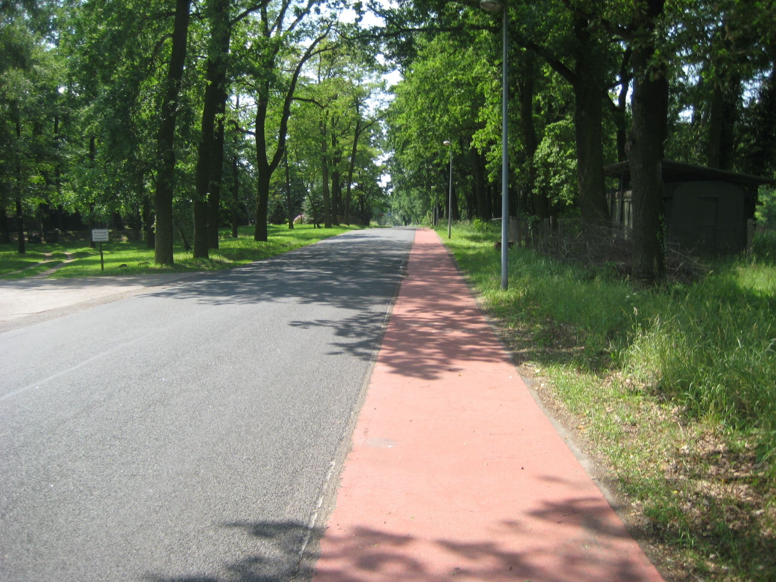 Radweg in Rot / Dobbrikow - Nettgendorf