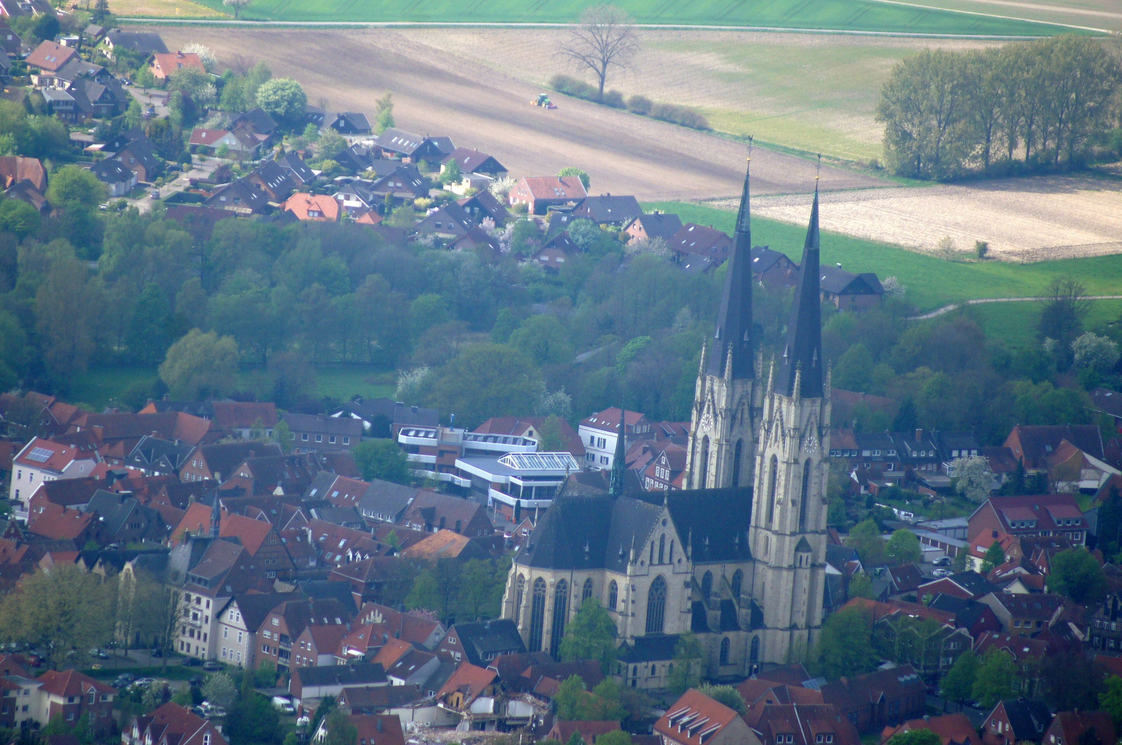 Die Aufnahme entstand während des Münsterland-Fotoflugs am 12. April 2014. This file was uploaded with Commonist.