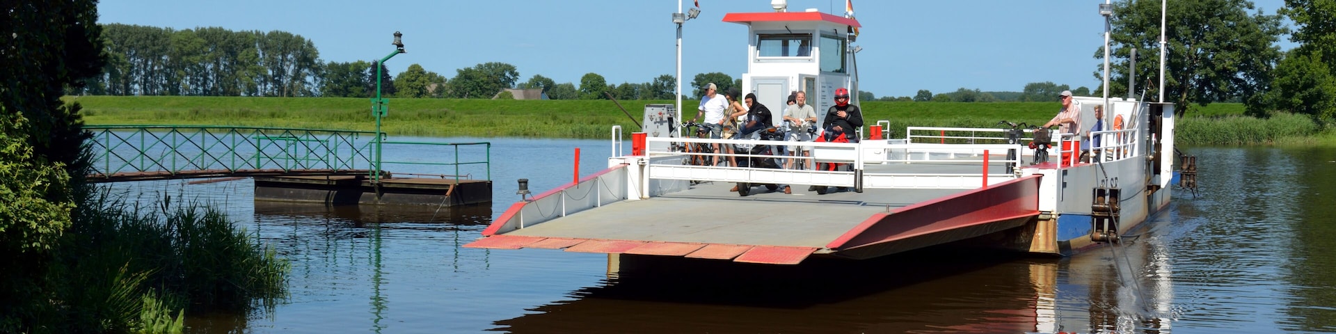 Die StörfÀhre Else, eine der letzten SeilfÀhren Deutschlands