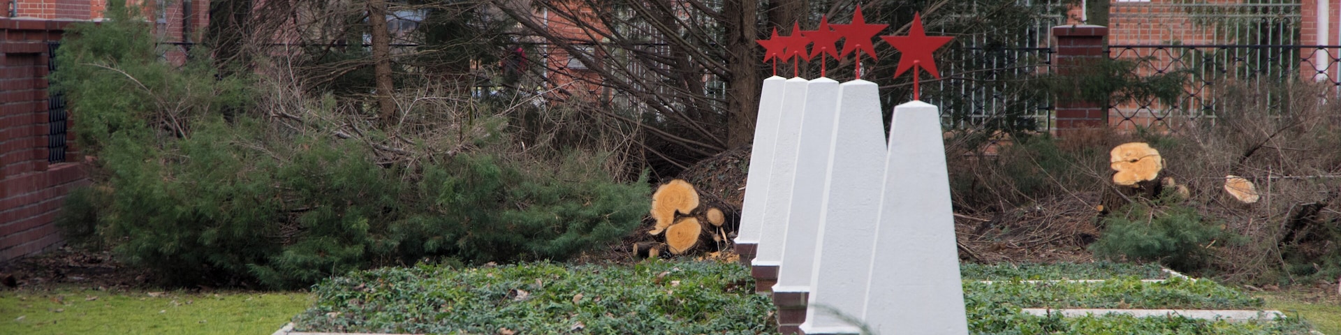 Beeskow in Brandenburg. Der Sowjetischer Ehrenfriedhof in Beeskow steht unter Denkmalschutz.