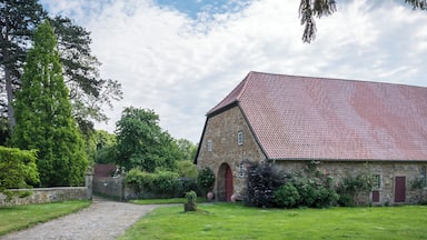 HĂŒnnefeld Castle near Bad Essen. Auxiliary building. OsnabrĂŒck Land, Lower Saxony, Germany