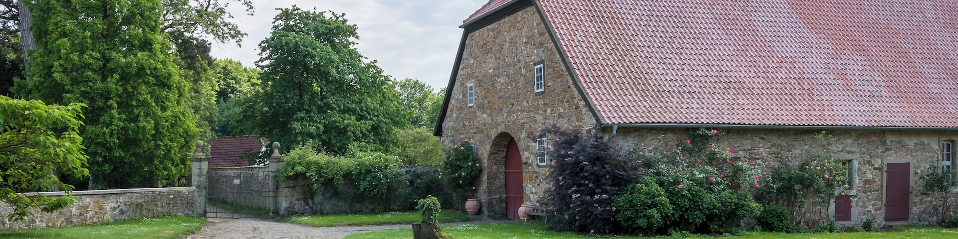 Hünnefeld Castle near Bad Essen. Auxiliary building. Osnabrück Land, Lower Saxony, Germany
