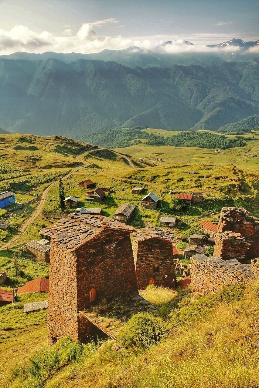 July 2010 
Keselo Fortress, Kvemo Omalo, Tusheti 

Keselo is medieval fortress consisting of 13 towers built in 14-15th century, altitude is ca. 2.000 metres. The fortress originally served as protection against Mongol invaders and later against Dagestani invaders. It was mostly used only in summer months when the raids were usual. In winter people lived in the village below the fortress. It has lost its purpose in 19th century after the Russians allied with local Tushs. It was abandoned and destroyed during World War II. In 2003 the reconstruction started and sponsored by a Dutch family. Many of the towers were built back from ruins, accomodating a museum of local tradition with many old photos from the region. The village below is Kvemo (=Upper) Omalo  and the range south is the first mountains wall of Caucasus with peaks up to 3.500 meters. It is a usual starting point for trek west to Shatili in Khevsureti region or day hikes to Shenako or Diklo villages to the east. 