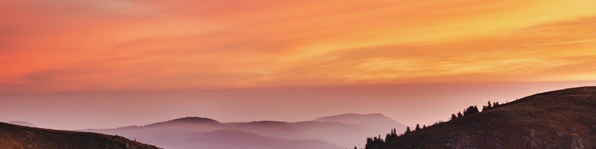 Go visit the summit of the Hohneck in autumn and you get amazing sunrises and sunsets!