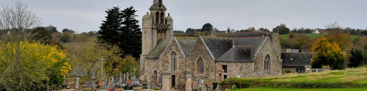 Eglise de Saint-Quay-Perros en Bretagne - France