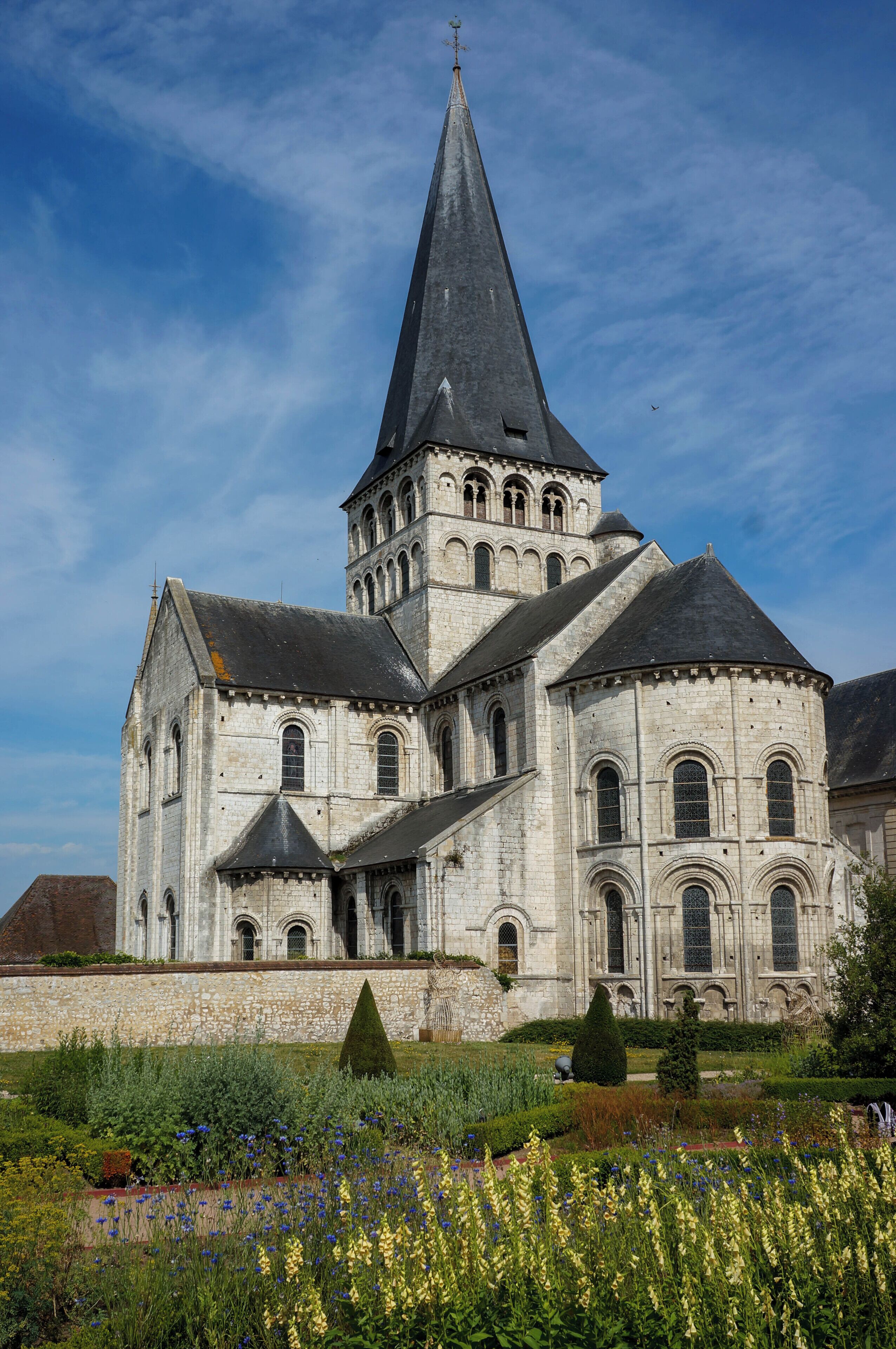 This building is classé au titre des Monuments Historiques. It is indexed in the Base Mérimée, a database of architectural heritage maintained by the French Ministry of Culture, under the reference PA00101033 .