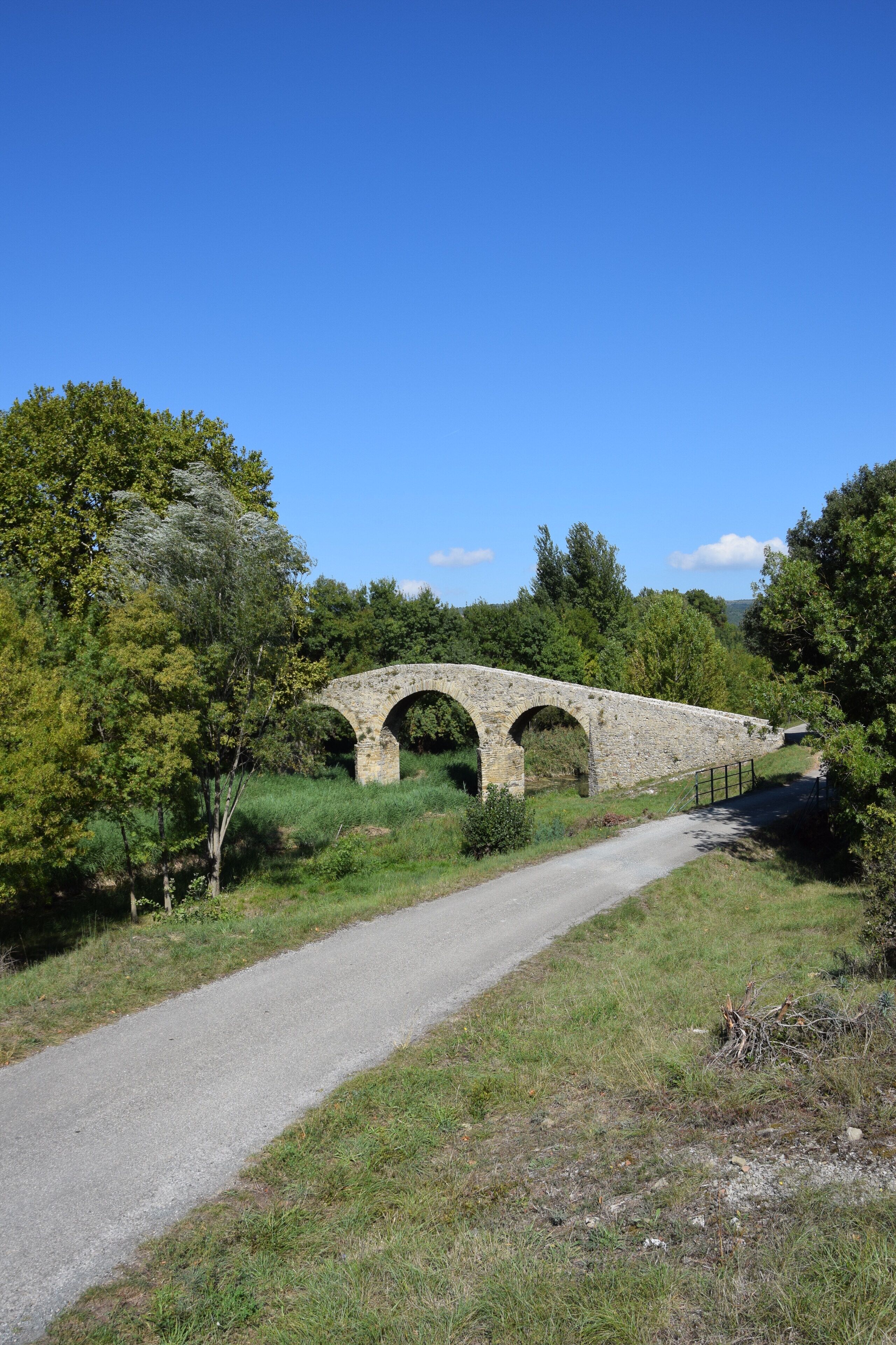 This building is indexed in the Base Mérimée, a database of architectural heritage maintained by the French Ministry of Culture, under the reference PA00102876 .
