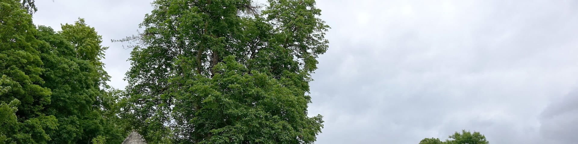 Abbaye Notre-Dame de Fontaine-Guérard, Eure, France