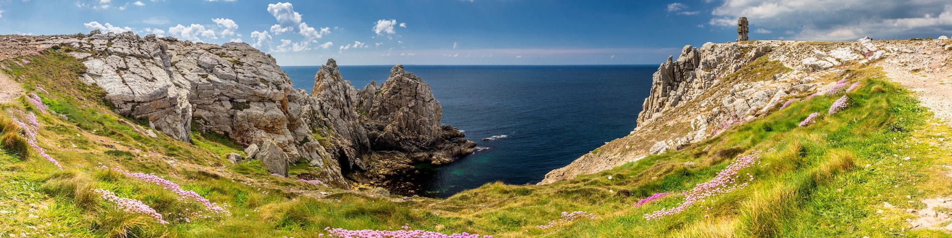 Panorama of Pointe du Pen-Hir with World War Two monument to the Bretons of Free France on the Crozon peninsula, Finistere department. Brittany (Bretagne), France.
