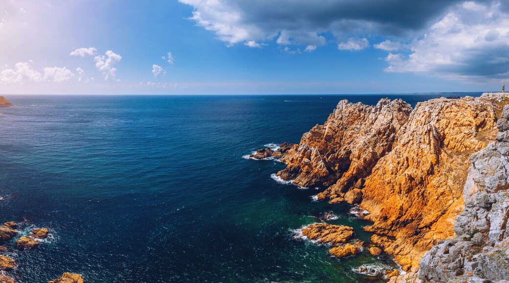 普卢内韦洛克里斯