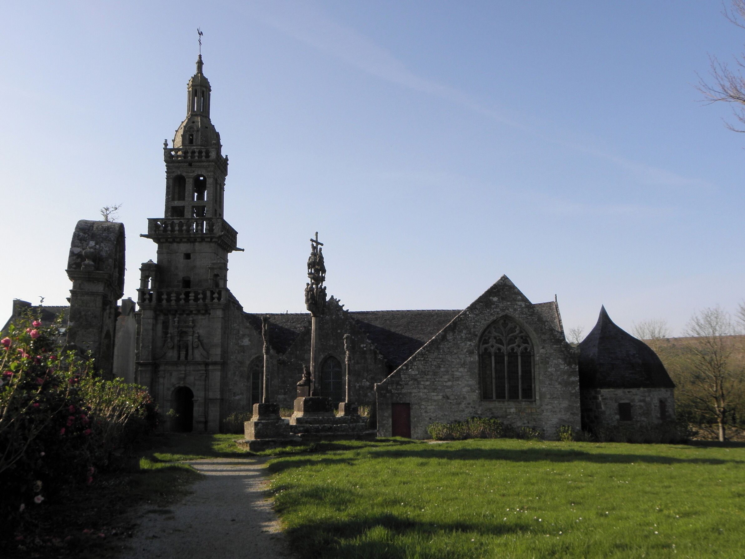 This building is classé au titre des Monuments Historiques. It is indexed in the Base Mérimée, a database of architectural heritage maintained by the French Ministry of Culture, under the reference PA00090196 .