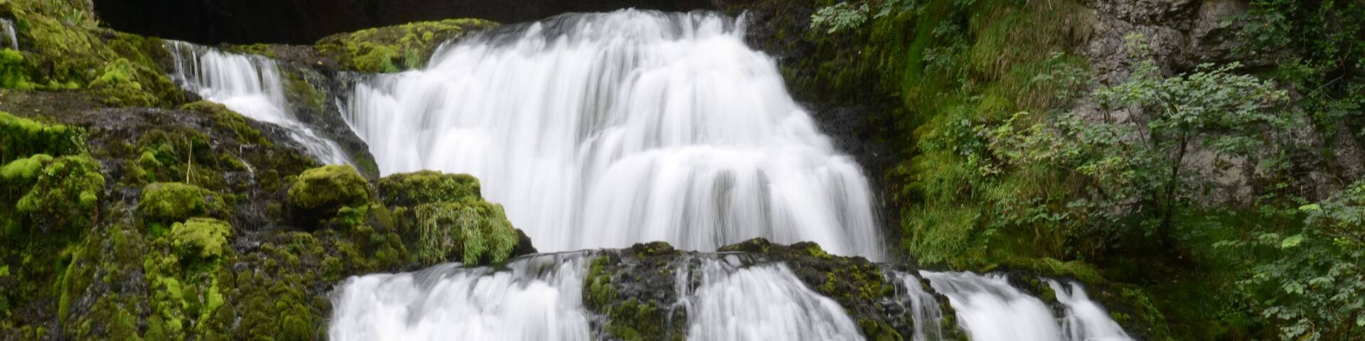 The waterfall at the start of the Lison river after the submerged traject in the limestone of the Jura