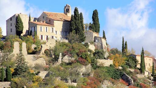 le village à l'automne