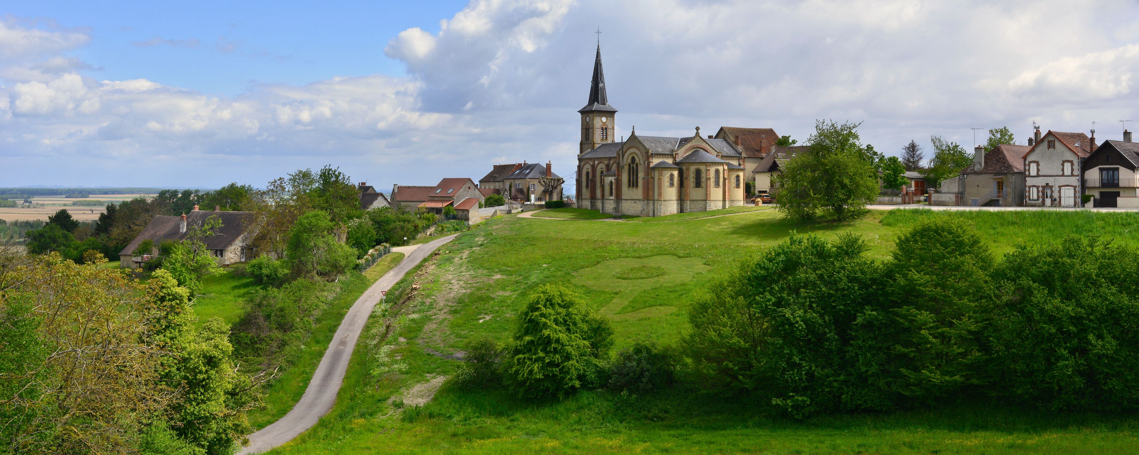 Panoramique Monétay-sur-Allier (03500), Allier en Auvergne-Rhône-Alpes, France.