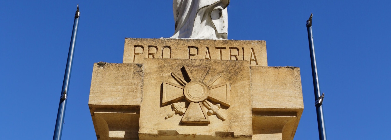 monuments aix morts de Marville, France