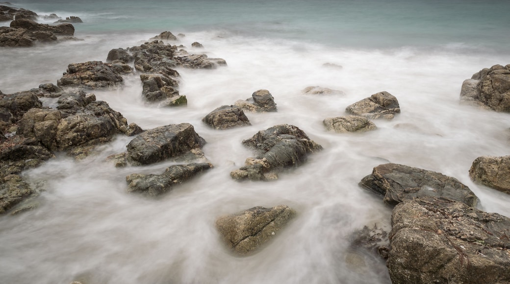 Bretonische Küste im Département Finistère in der Bretagne