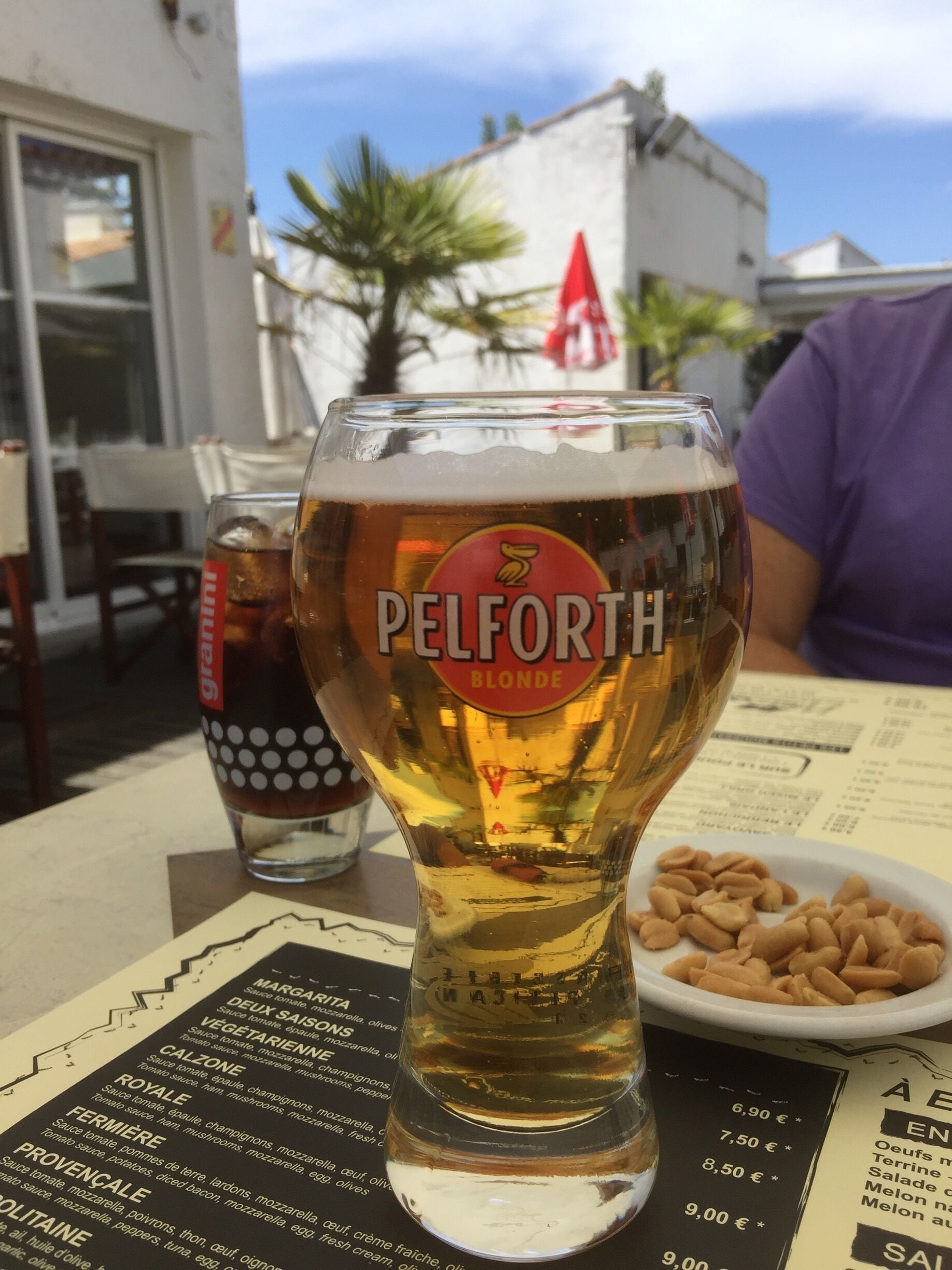 We visit this restaurant every year on our annual trip to Vendée & I always have the "moules et frites". Great friendly service here as always. Choice of seats indoors or outside 
