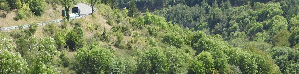 The N106 passes from Nimes via Alès to Mende. This is the Cevennes. It follows the valley of the Gardon, and crosses over the Col de Jalcreste to the valley of the Tarn, and Florac. Near the village of Montmirat it crosses into the watershed of the Lot. On the N106 climbing to Montmirat