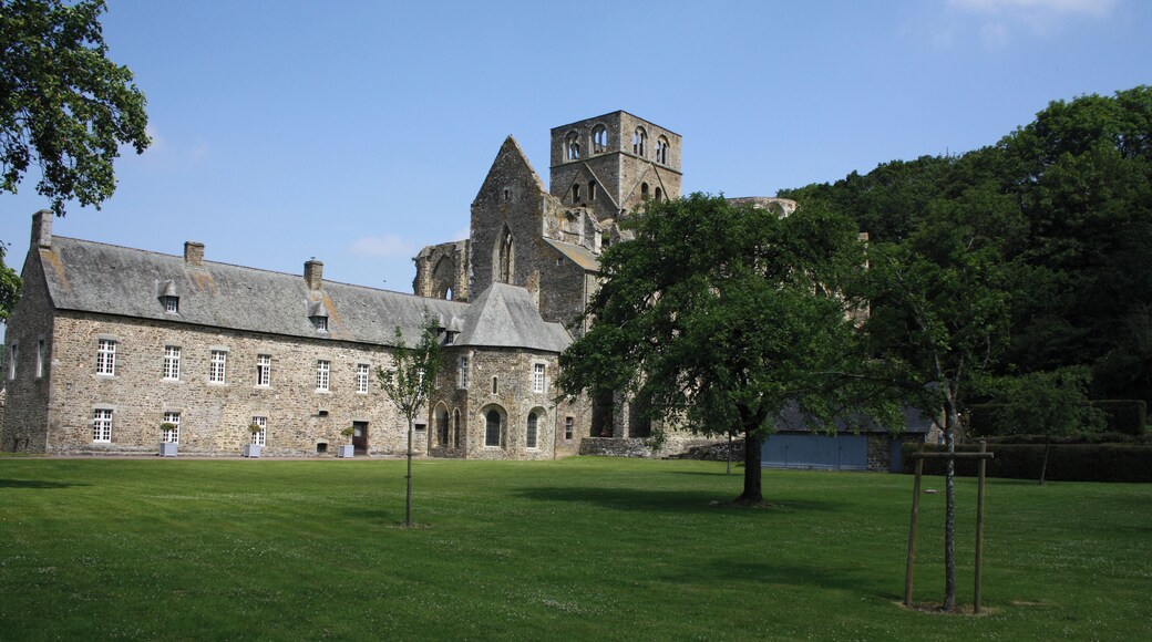 50450 Hambye, France