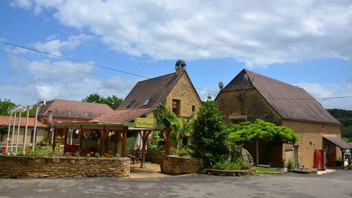 Campsite "Les Granges" Groléjac Dordogne with entrance building (reception)