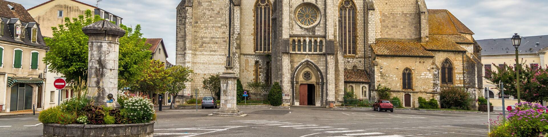 Church Saint Pierre in Orthez - France