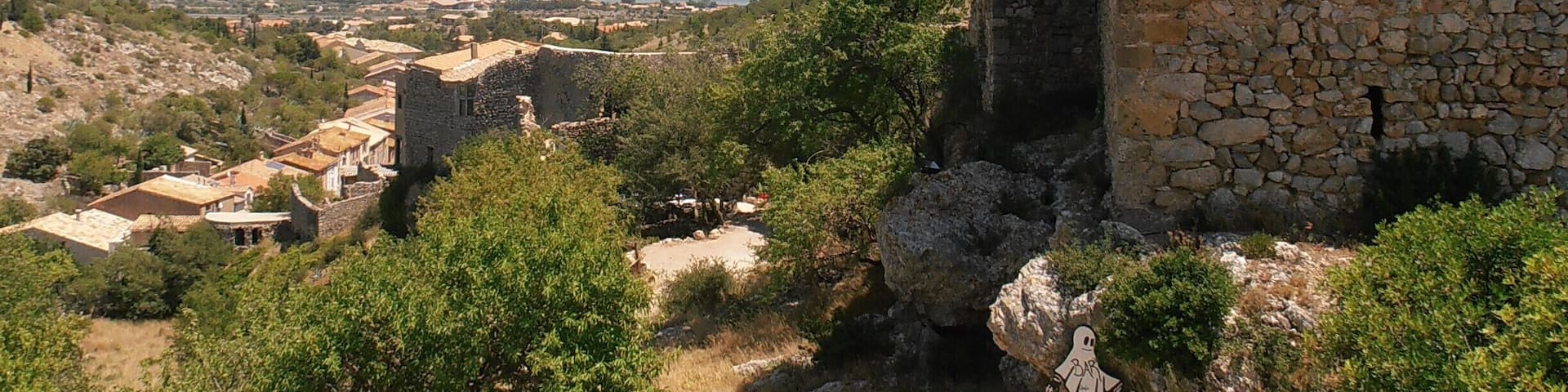 This building is indexed in the Base Mérimée, a database of architectural heritage maintained by the French Ministry of Culture, under the reference PA00102688 .