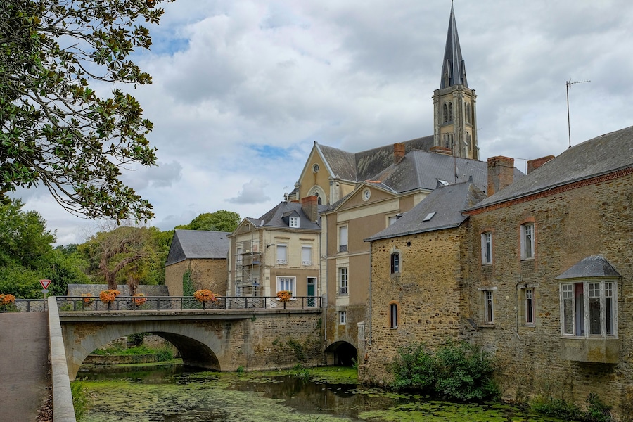 Vue du village de Craon