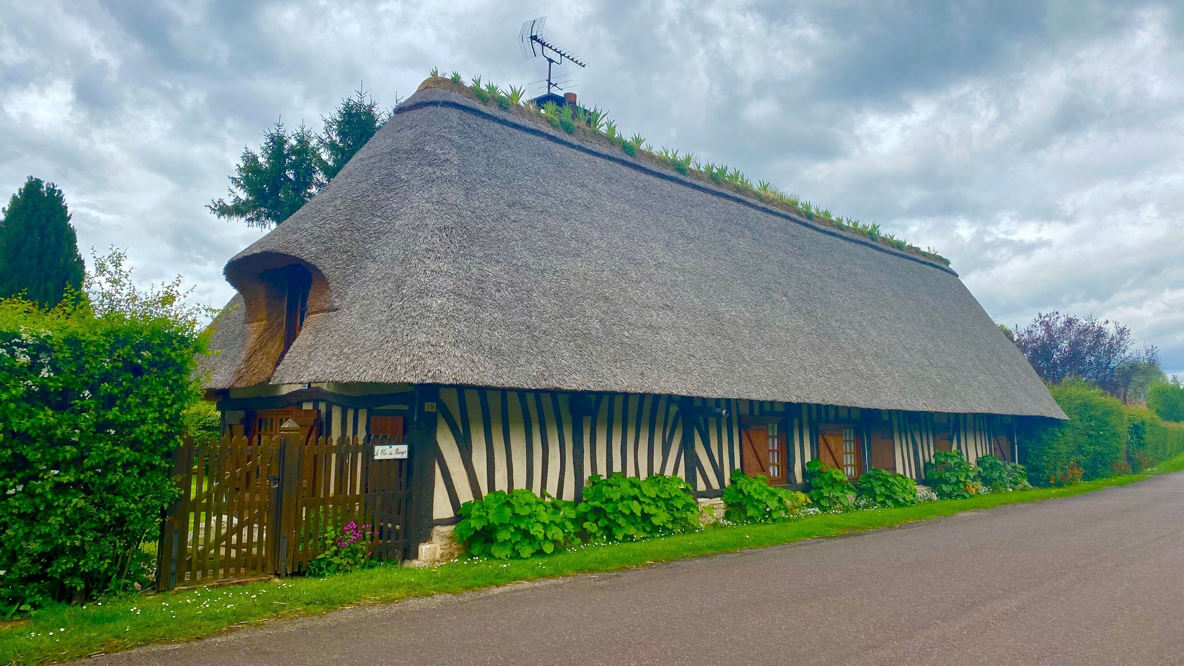 house in the countryside