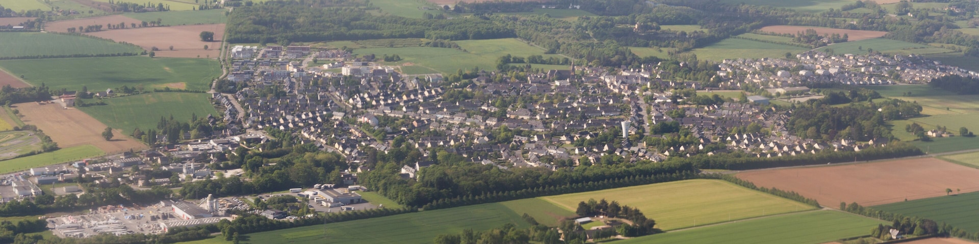 Aerial view of Chavagne during a flight between RNS and CDG.
