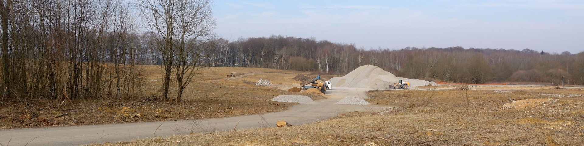 This file was uploaded with Commonist. Site des missiles Plutons de Bourogne : démolition.