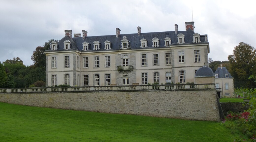 le chateau de kerguéhennec