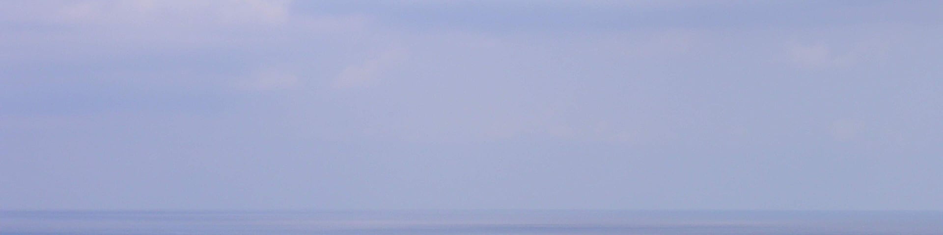 Mer et paysage depuis Barcaggio à Ersa (Haute-Corse, France).