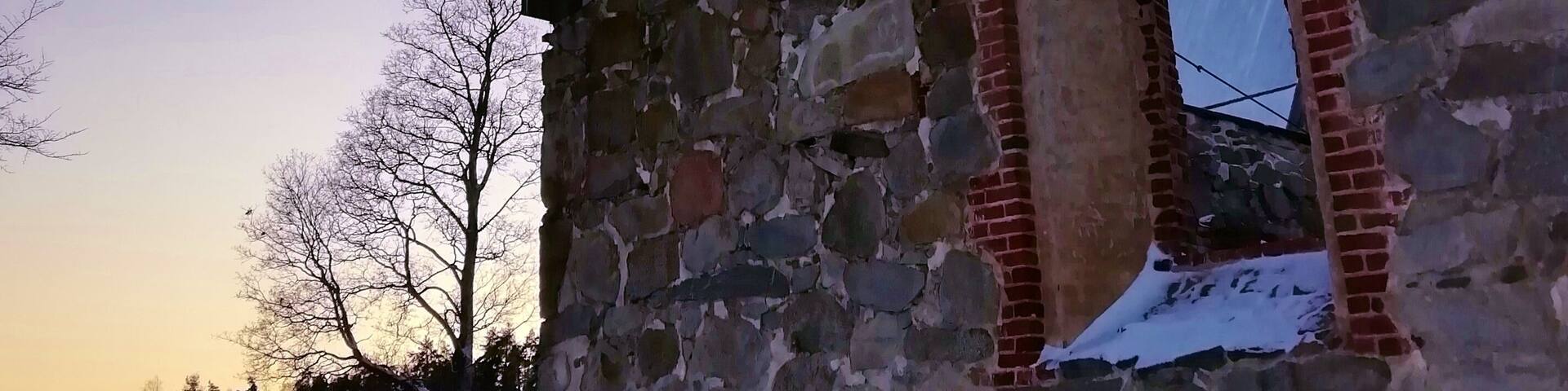 The Church of St. Michael
Construction of the old church at Pälkäne is believed to been between 1495–1505. #Trovember