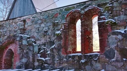 The Church of St. Michael
As you see there´s snow on the benches. Ceiling collapsed on storm in December 1890. Over 500 years old ruin church has been under the open sky for 200 years. Construction of the old church at Pälkäne is believed to been between 1495–1505. #Trovember #History