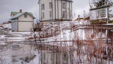 The Åland archipelago contains more than 6,000 islands which would take a lifetime to explore. This tiny and rocky island of Kobbaklintar is accessible only by boat and houses buildings that can be rented for events, but nothing else.