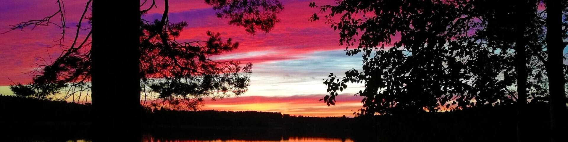 An incredible sunset in Hauho, Finland. An important part of Finnish culture is to spend time in the peace of the nature and enjoy the silence. Maybe that's the reason Finns are one of the happiest people in the world. #Culture