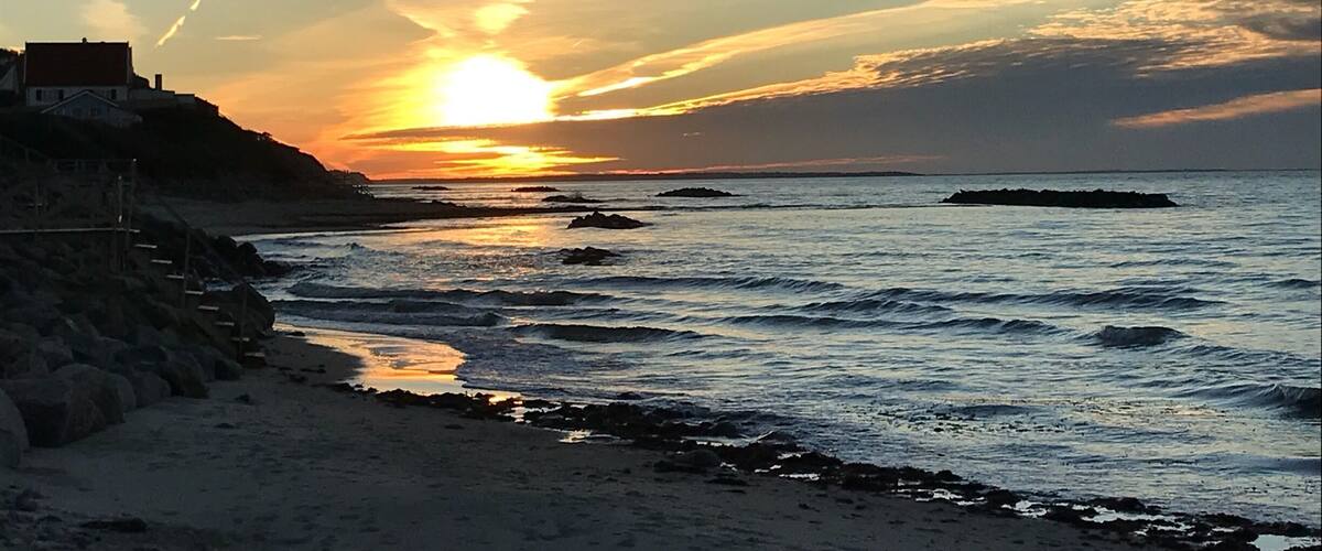 November evening by Kattegatt #BeachBound