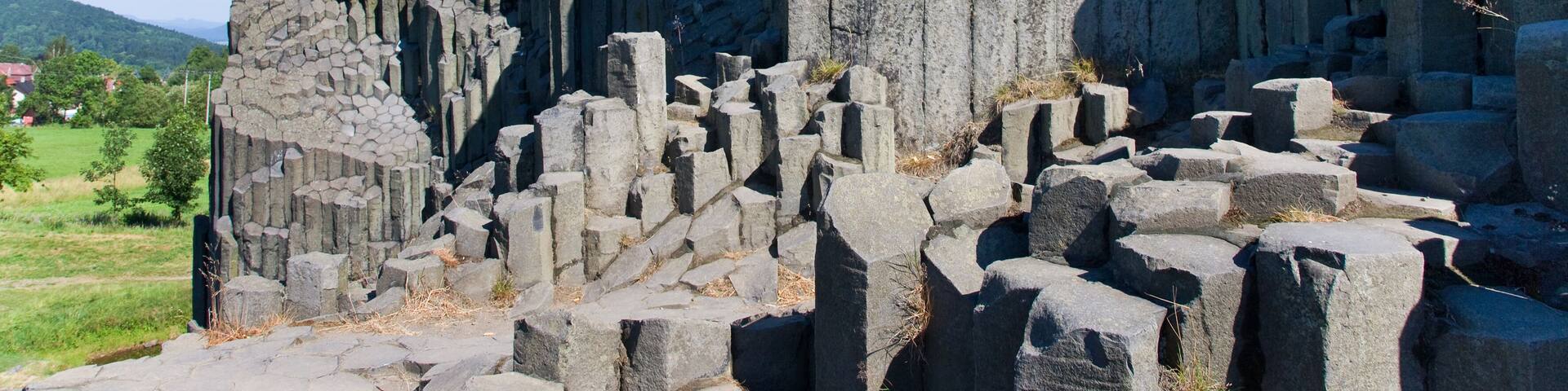 Panska rock known as Organs (national natural monument), Novy Bo