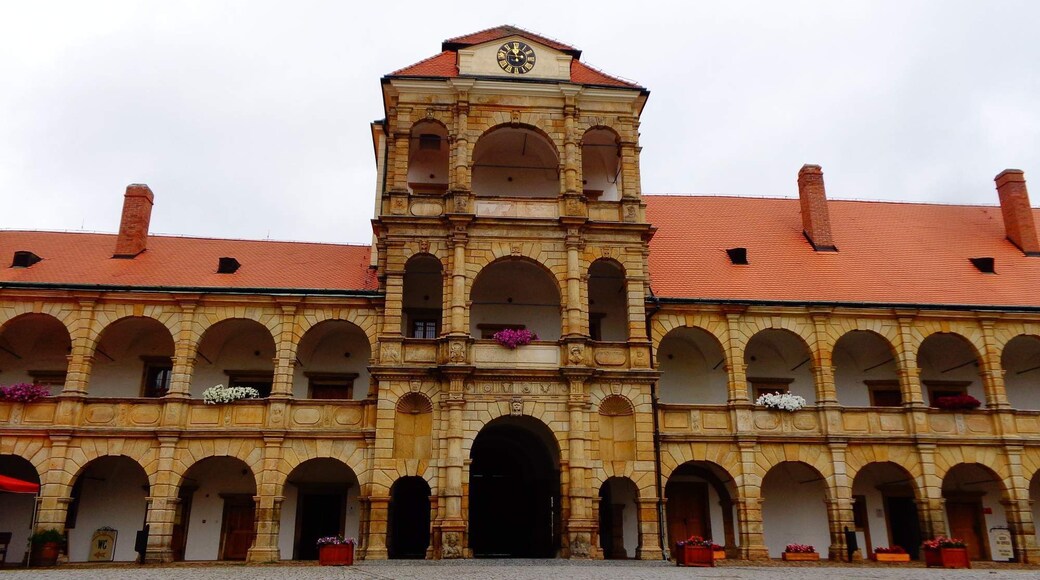 Renaissance chateau with arcaded courtyard, a centre of humanistic learning in past times.
Apart from classic exhibitions in Moravská Třebová Chateau, do not miss the medieval torture chamber, which is the largest of its kind in the Czech Republic. Here you can experience the atmosphere of an execution chamber and try various torture instruments and means of punishment from medieval times. Another interesting exhibition with interactive features which you have to visit is the alchemistical laboratory of Master Bonacin, where perhaps you can prepare an elixir of eternal youth with a bit of luck.
#StunningStructures