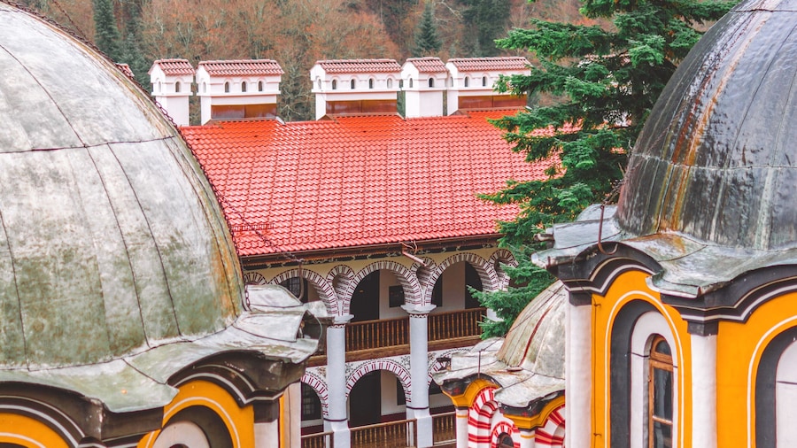 The domes of the church "Nativity of the Virgin Mother" are one of the most distinguishable parts of the Rila Monastery.⠀
This is the main church in the monastery and was erected in 1837 after the demolishing of the original church.⠀
⠀
The frescoes inside, the gold-plated iconostasis, the altars, and icons are amazing pieces of art! ⠀
⠀
It was forbidden to take pictures inside the church but I can tell you - you will not get bored by the gold and the wood-carving! It's breathtaking! 🙌🏻🧡