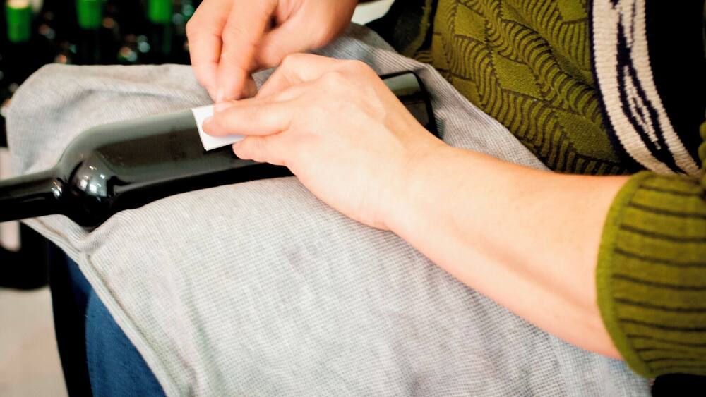 Very sad to hear about the loss of lives in the Nagorno-Karabakh region--
It is why I decided to post a photo from Armenia today, a country that I love with all my heart and one of the most beautiful experiences (people- and nature-wise) of my life!
'Sampling pomegranate, sour cherry, or blackberry wine – besides the classic grape wine – could be an unforgettable experience. One that will surely tempt you to try and get as many bottles of wine as you’d like home. From experience, wine does stain.'