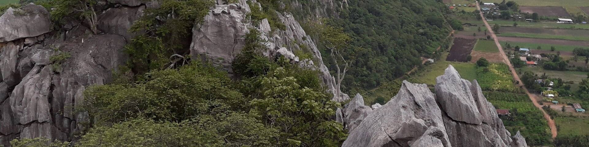 Excellent Place With 360 View.