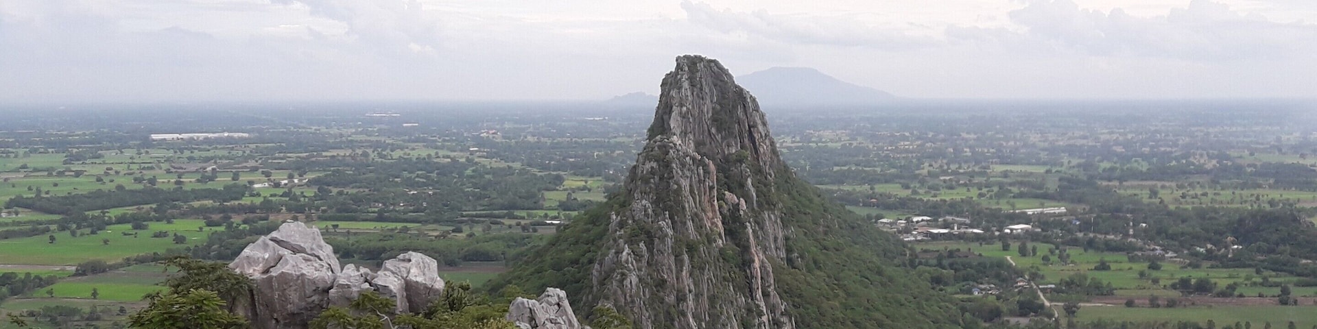 Excellent Place With 360 View.